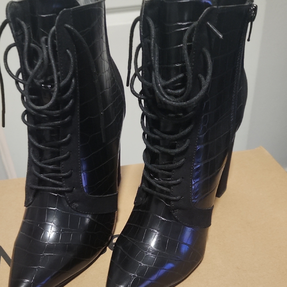 Shoe Dazzle Black Croc Lace-Up Boots